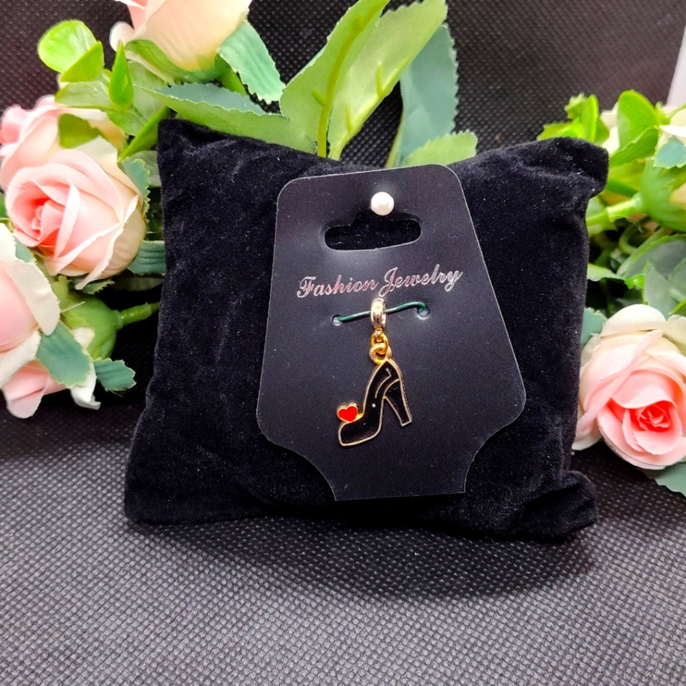 Black Red Stiletto High Heels Shoes pendant Charm for Necklace new